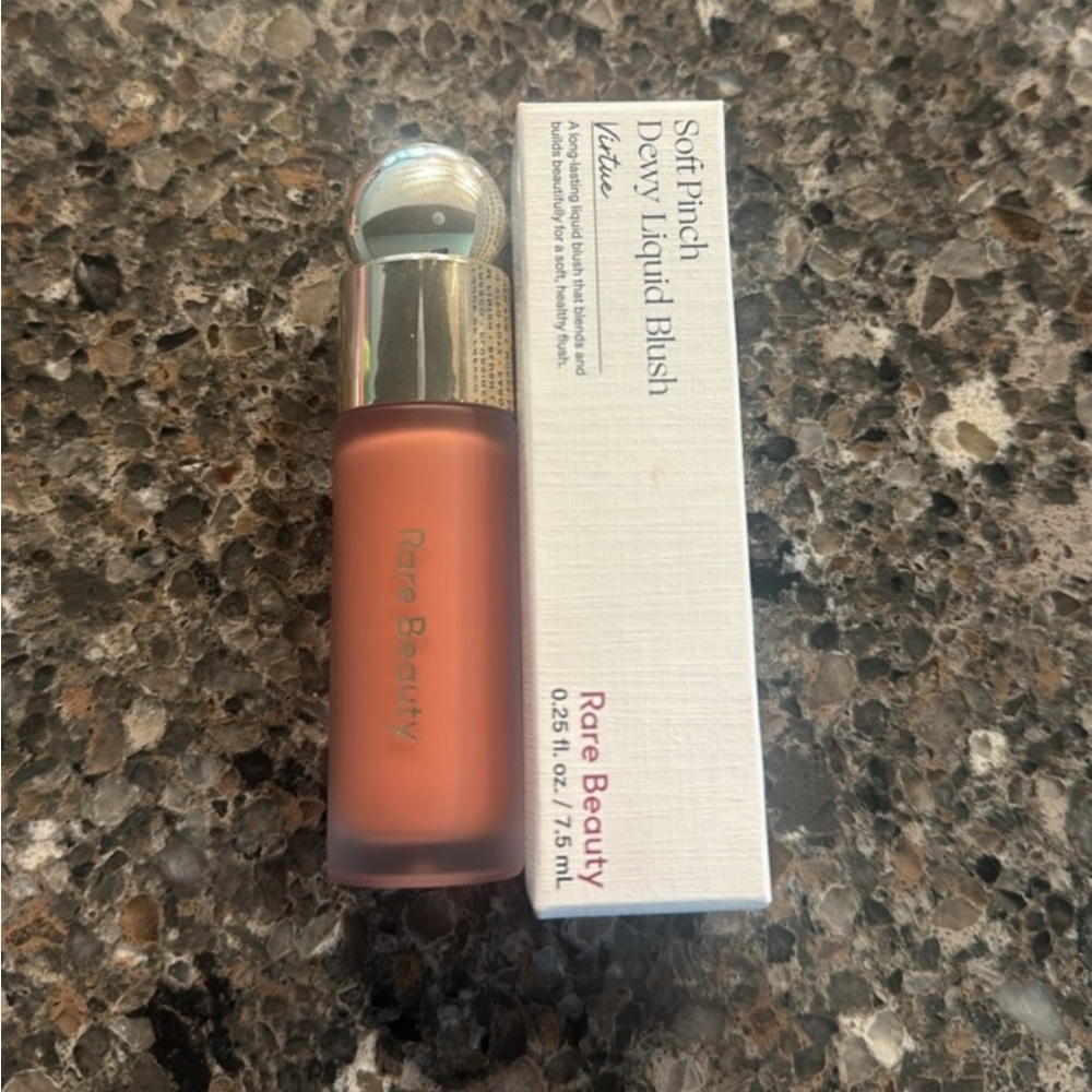 Rare Beauty Soft Pinch Dewy Liquid Blush - Virtue